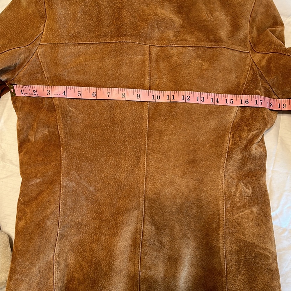 Like new Suede coat with soft faux fur accents - Picture 8 of 14